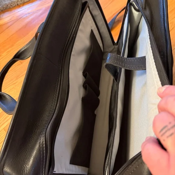 **50% off SALE** Piel Leather Professional Computer Briefcase Portfolio